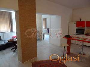 Kod hale Pionir. ID#1409