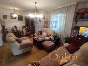Odličan troiposoban stan na Novom Naselju!