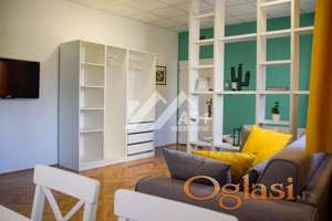 Odličan jednosoban u strogom centru ID#6065