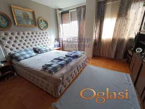 Trosoban stan na Limanu 2, 68 m2