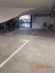 Telep, garažno mesto, 12m2!