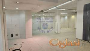 Ulični lokal od 312 kvadrata na Bulevaru oslobođenja.