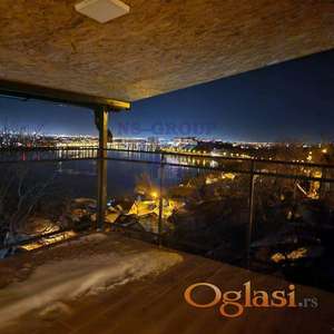 Fantastična kuća - 300m2 - Petrovaradin