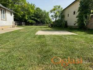 Prodajem kucu u Novoj Pazovi