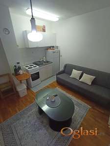 Garsonjera kod Doma zdravlja na N.naselju ODMAH USELJIVA