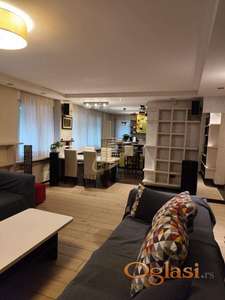 Izdavanje 4,0 stan od 120m2 Limanska pijaca