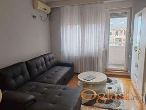 538036-Garsonjera-28m2-Bulevar Oslobodjenja