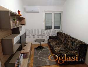 Izdaje se odličan stan kod Medicinskog fakulteta, 55m2