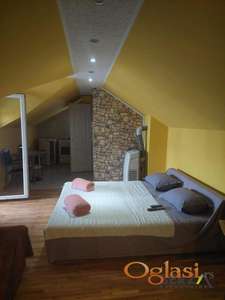 KOMFORNA, NAMEŠTENA PET FRIENDLY GARSONJERA PETROVARADIN