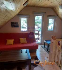 Predstavljamo Vam odličnu kuću u Dobroselici, opština Čajetina.