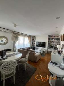 Vračar, trosoban sa garsonjerom ID#2838