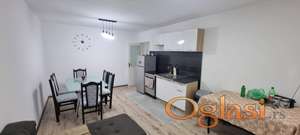 Renoviran stan Detelinara 1 sprat