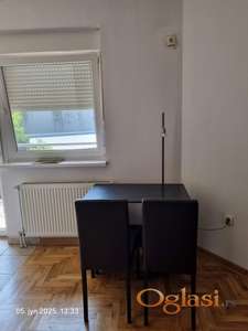 Izdajem namesten stan