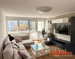 * * * FANTASTIČAN STAN NA LIMANU * * *