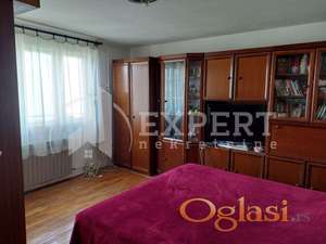 Na prodaju duplex stan u kuci kod doma zdravlja