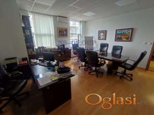 Višenamenski lokal, Spens