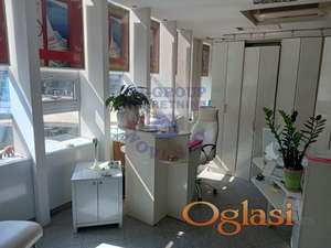 Lokal na dobroj lokaciji!