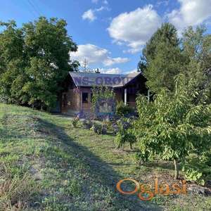 Vikendica u Sremskim Karlovcima