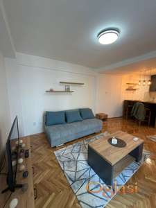 RENOVIRANA, NAMESTENA GARSONJERA, GRBAVICA - LIMAN 4