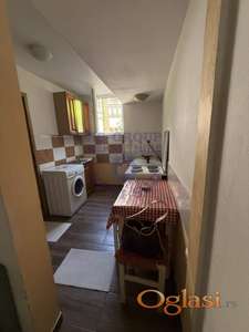 Garsonjera od 18m² u samom centru Novog Sada