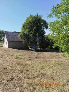 Odličan plac u blizini manastira Hopovo!