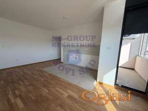 Trosoban porodičan stan na Telepu