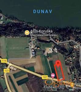 Gradjevinski plac u vikend zoni u Banoštoru