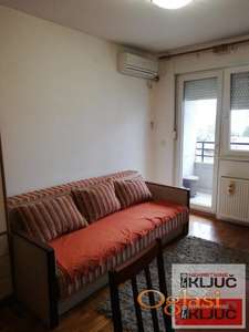 Garsonjera 26 m², Salajka, Novi Sad, 3. sprat