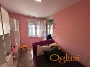 Retko u ponudi! Prodaje se stan na Limanu 1.