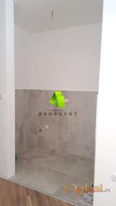 Nenameštena garsonjera u novoj zgradi na Panteleju ID#6904