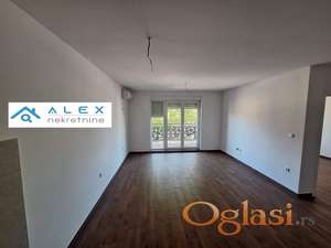 Odličan trosoban stan bez agencijske provizije