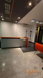 POSLOVNI PROSTOR SA 8 KANCELARIJA, SA PDV-OM, BULEVAR