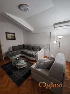 Izdaje se odličan stan u Durlanu, 45m2