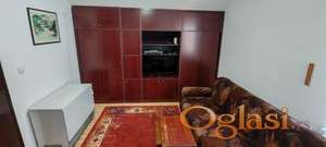 MANJI JEDNOIPOSOBAN STAN U SR.KAMENICI