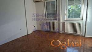 Izdaje se polunamešten dvosoban stan površine 46 m², smešten na Detelinari.