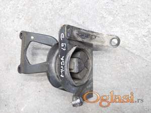 Lancia Musa 1.9 jtd desni nosac motora