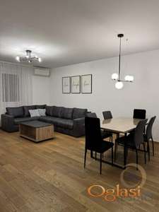 ČETVOROSOBAN LUX STAN SA PARKINGOM, BULEVAR EVROPE