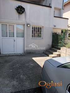 Mirijevo, Jovanke Radaković, 37m2, parking mesto u dvorištu ID#1648