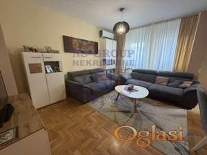 Stan sa tri spavaće sobe na Podbari 71m2