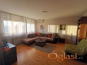 Mladenovac, 25. maj, 79 m2