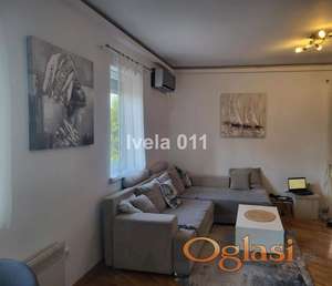 Uknjižen stan, sa parkingom - Učiteljsko naselje ID#4010