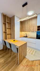 LUKSUZAN NOV STAN 43 m² | Kiš Ernea | Bosch PREMIUM | Smart oprema | Neuseljavan