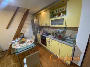 Dvoiposoban stan u zgradi novije gradnje!