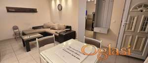 SR.KAMENICA-MIŠELUK IZDAJE SE JEDNOIPOSOBAN STAN NA SPRATU.KUĆE