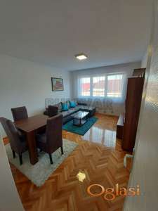 Izdaje se stan u centru grada!