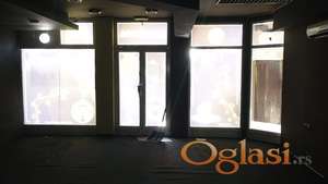 POSLOVNI PROSTOR NA PROMETNOJ LOKACIJI, STROGI CENTAR