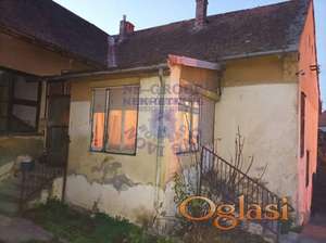 Kuća u centru Sremskih Karlovaca!