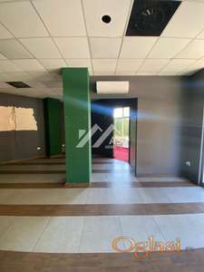 Izdaje se odličan lokal na Bulevaru od 80 m2 ID#4742
