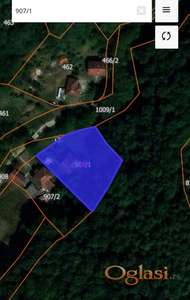 Prodajemo kuću od 180 kvadratnih metara, potpuno namještenu i opremljenu ugradbenim aparatima. Smještena u planinskoj klisuri, pored planinske rijeke, u slijepoj ulici