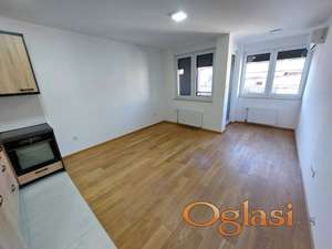 Stan,NOVI SAD,BULEVAR,kv: 31, € 400, ID: 9101903